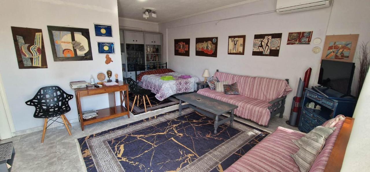 House Of Arts Apartment Pélla Екстериор снимка