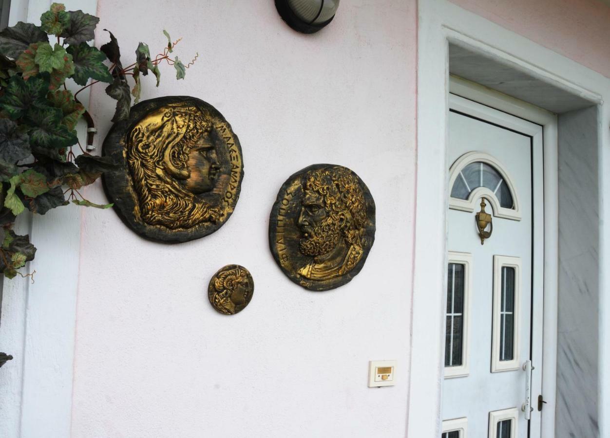 House Of Arts Apartment Pélla Екстериор снимка