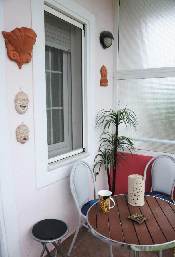 House Of Arts Apartment Pélla Екстериор снимка